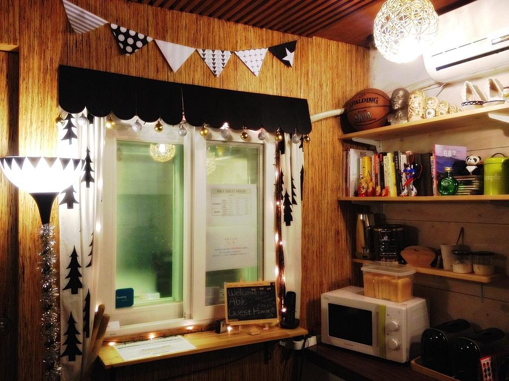 Able Guesthouse Dongdaemun ソウル特別市 エクステリア 写真